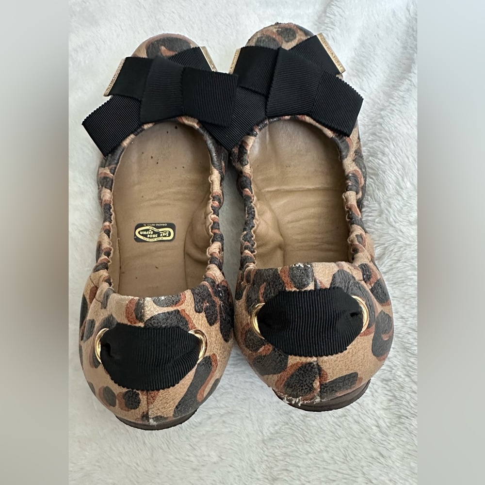 Louis Vuitton animal print flats - Picture 2 of 4